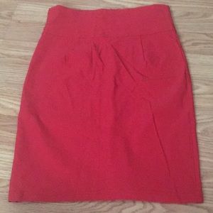 Size S form fitting red skirt